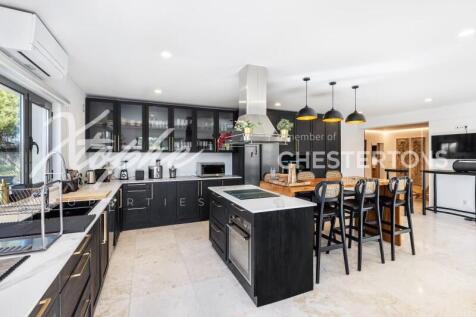 Almancil 6 Bed Villa For Sale Algarve (33)