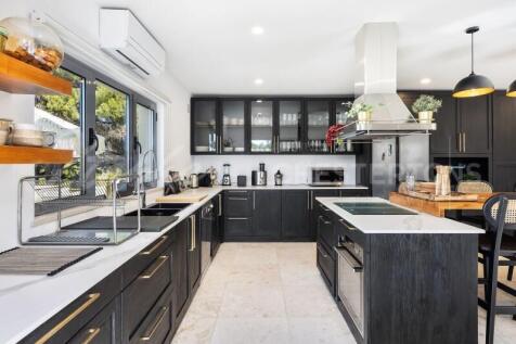 Almancil 6 Bed Villa For Sale Algarve (32)