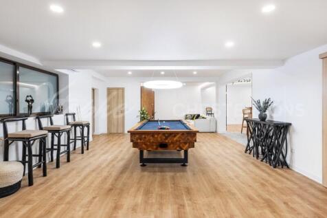 Almancil 6 Bed Villa For Sale Algarve (13)