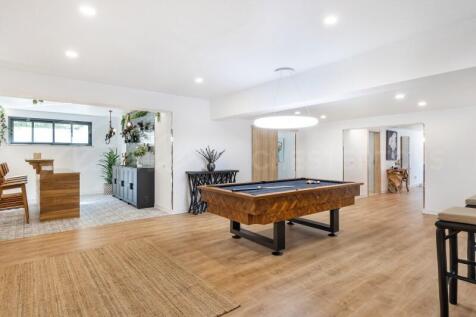 Almancil 6 Bed Villa For Sale Algarve (16)