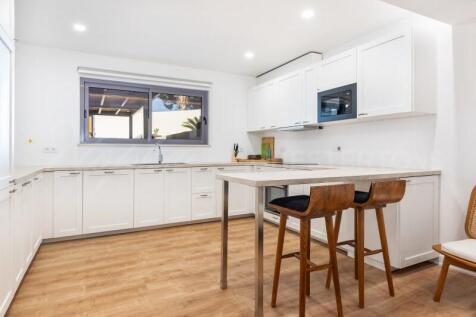 Almancil 6 Bed Villa For Sale Algarve (25)