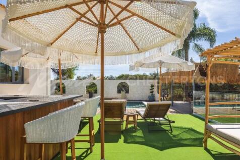 Almancil 6 Bed Villa For Sale Algarve Portugal (22)