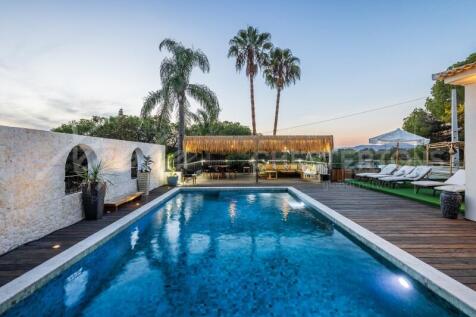 Almancil 6 Bed Villa For Sale Algarve Portugal (23)