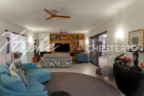 Almancil Sea Views 6 Bed Villa For Sale (74)