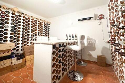 Vale Formoso Sea View Renovated 6 Bed Villa For Sale