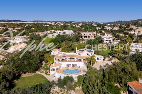 Almancil Sea Views 6 Bed Villa For Sale (17)