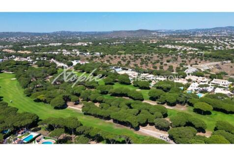 Vilamoura Brand New 3&#43;2 Bed Modern Villa For Sale (8)