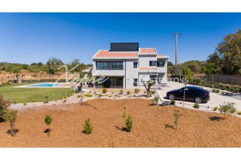 Quarteira 7 Bed Villa For Sale (17)