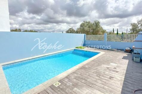 Encosta das Oliveiras 4 Bed Property For Sale In Vilamoura