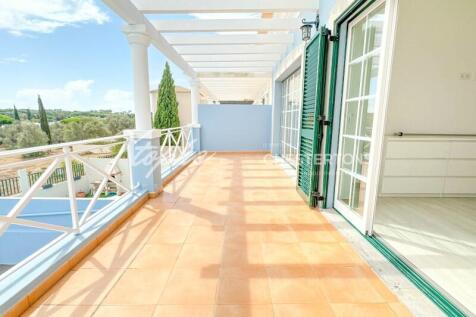 Encosta das Oliveiras 4 Bed Property For Sale In Vilamoura