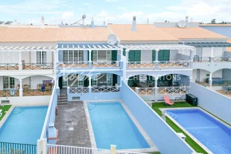 Encosta das Oliveiras 4 Bed Property For Sale In Vilamoura