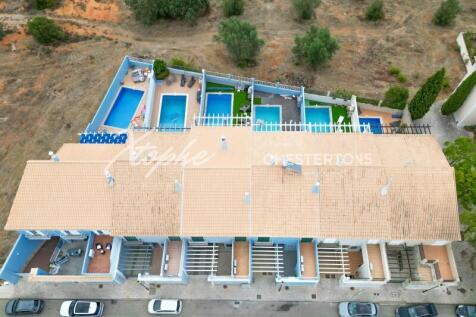 Encosta das Oliveiras 4 Bed Property For Sale In Vilamoura