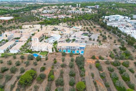 Encosta das Oliveiras 4 Bed Property For Sale In Vilamoura
