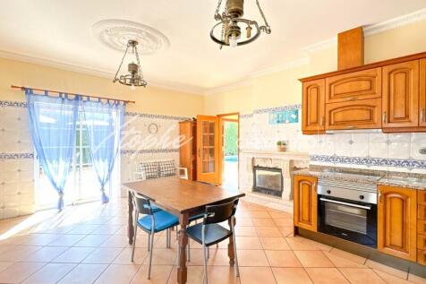 Vale Formoso 4 Bedroom Villa For Rent (13)