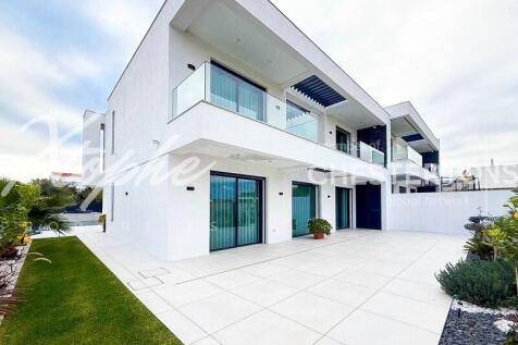 Almancil Brand New Semi-Detached 4 Bed Property For Sale (1)