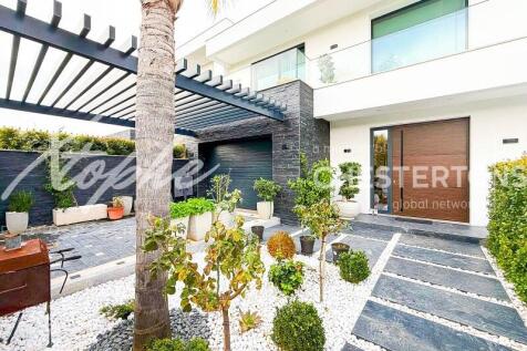 Almancil Brand New Semi-Detached 4 Bed Property For Sale (22)