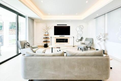 Vale Formoso Sea View Modern 4 Bed Villa For Sale (1)