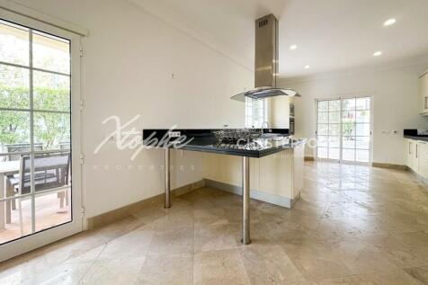 Vale do Lobo 4 Bed Luxury Villa For Sale (15)