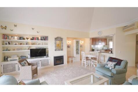 Encosta do Lago 2 Bed Apartment For Sale (6)