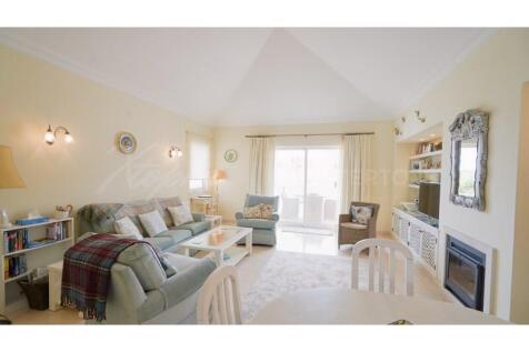 Encosta do Lago 2 Bed Apartment For Sale (4)