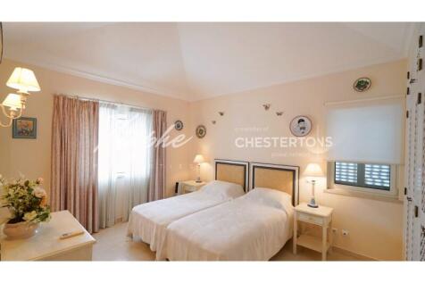 Encosta do Lago 2 Bed Apartment For Sale (5)