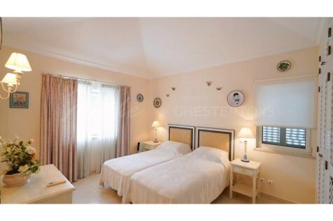 Encosta do Lago 2 Bed Apartment For Sale (5)