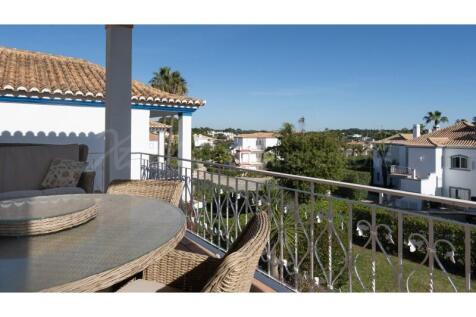 Encosta do Lago 2 Bed Apartment For Sale (18)