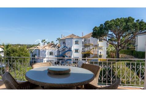 Encosta do Lago 2 Bed Apartment For Sale (1)
