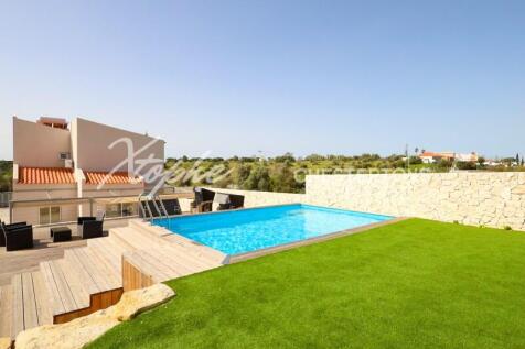 Fonte Santa Fully Renovated 4 Bed Villa For Sale (31)
