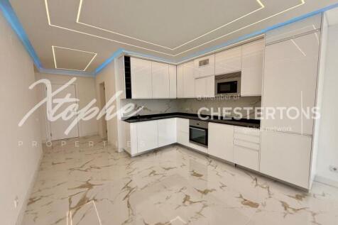 Quarteira Fully Renovated Sea View 2 Bed Apartmentt For Sale (7)