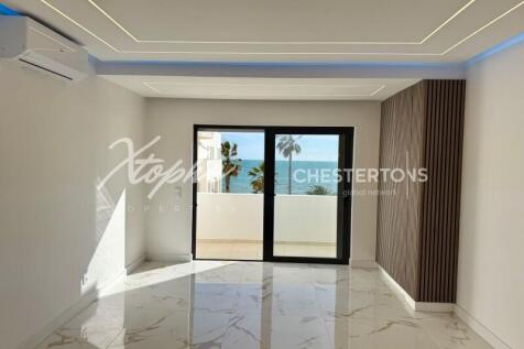 Quarteira Fully Renovated Sea View 2 Bed Apartmentt For Sale (5)