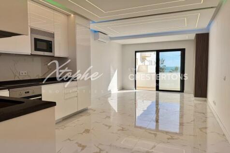 Quarteira Fully Renovated Sea View 2 Bed Apartmentt For Sale (6)