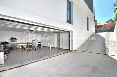 Vilamoura Luxury 4 Bed Villa for Sale