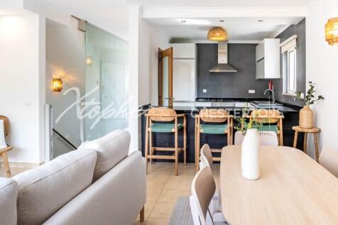 Carvoeiro Luxurious Semi-Detached at Lumina Condominium for Sale (8)