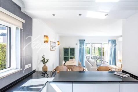 Carvoeiro Luxurious Semi-Detached at Lumina Condominium for Sale (3)