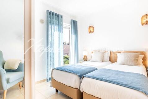 Carvoeiro Luxurious Semi-Detached at Lumina Condominium for Sale (62)