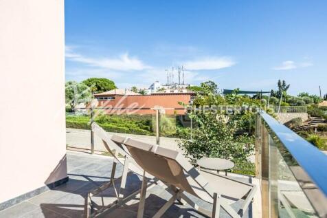 Carvoeiro Luxurious Semi-Detached at Lumina Condominium for Sale (79)
