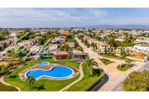 Carvoeiro Luxurious Semi-Detached at Lumina Condominium for Sale_3