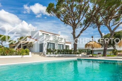 Near Vale do Lobo Fully Renovated 5 Bed Villa For Sale (7)