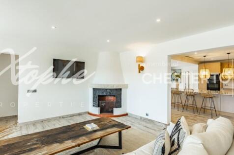 Near Vale do Lobo Fully Renovated 5 Bed Villa For Sale (21)
