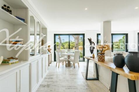 Near Vale do Lobo Fully Renovated 5 Bed Villa For Sale (19)