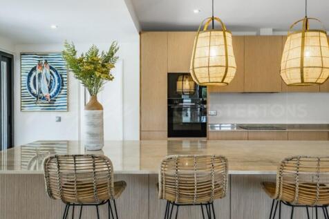 Near Vale do Lobo Fully Renovated 5 Bed Villa For Sale (14)