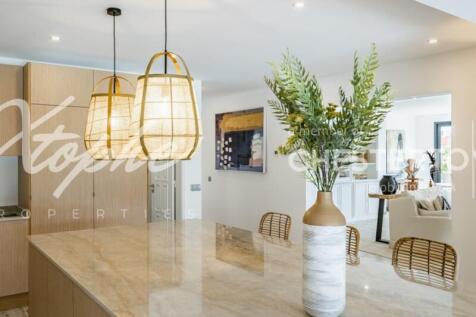 Near Vale do Lobo Fully Renovated 5 Bed Villa For Sale (15)