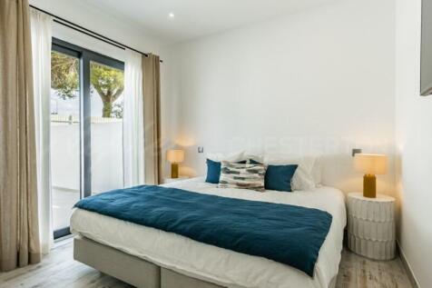 Near Vale do Lobo Fully Renovated 5 Bed Villa For Sale (4)