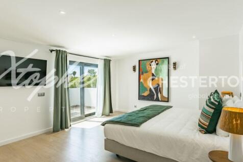 Near Vale do Lobo Fully Renovated 5 Bed Villa For Sale (24)