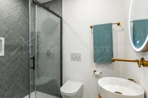 Near Vale do Lobo Fully Renovated 5 Bed Villa For Sale (12)