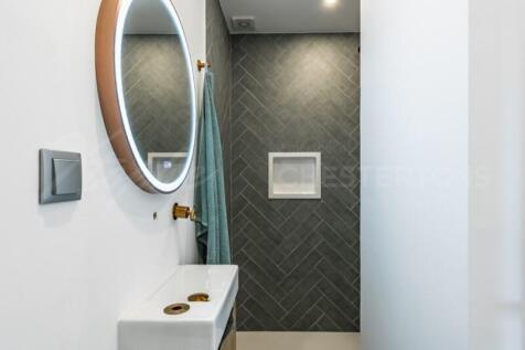 Near Vale do Lobo Fully Renovated 5 Bed Villa For Sale (17)