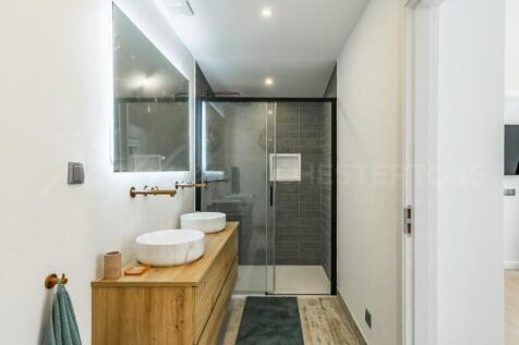 Near Vale do Lobo Fully Renovated 5 Bed Villa For Sale (25)