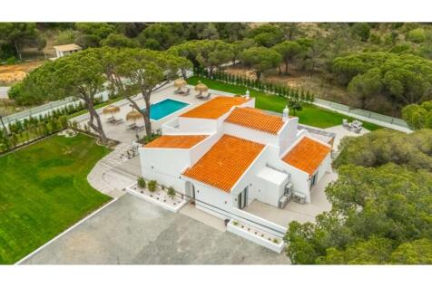 Near Vale do Lobo Fully Renovated 5 Bed Villa For Sale (3)