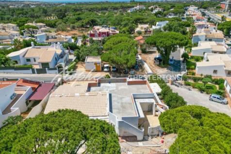Bargain 4 Bed Detached Villa Renovation Project For Sale Nr Vila Sol (5)